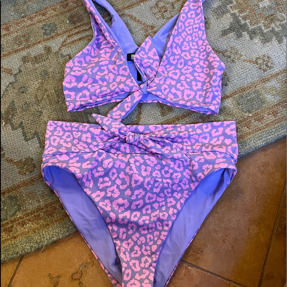 Bathing suit